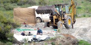 Toplu Mezar Yerine Birkaç Parça Kemik Buldular” 