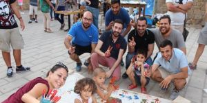 Çocukla çocuk ol, Kobane’ye umut ol!