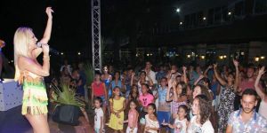 Salamis’de Latin gecesi