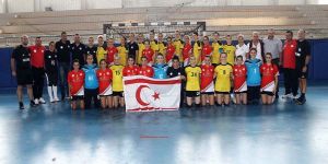 Hentbol karması tecrübe kazanıyor