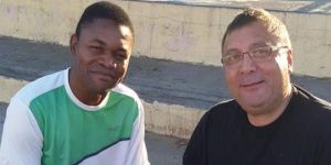 Jacques yuvaya döndü