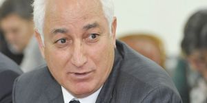 Latifoğlu: “DAÜ’de hukuksuzluk devam ediyor”