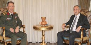 Akıncı, Akar ile görüştü