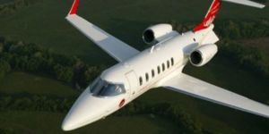 Uçak çalmaya çalışırken yakalandı