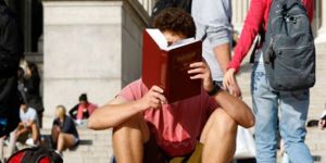 Burslara başvuru süresi 9 Ekim’e kadar uzatıldı