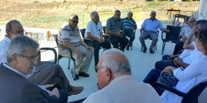 Kalyoncu, vatandaşla bayram kutladı