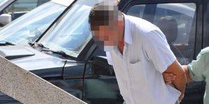 Evinde 252 karton kaçak sigara bulundu...