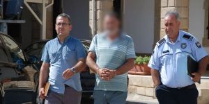 4 el arabaya, 1 el havaya ateş etti!