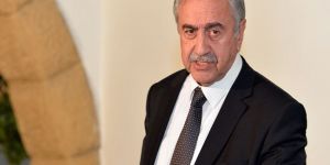 AKINCIDAN KIRMIZI ÇİZGİ SÖZLERİ