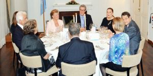 İlk buluşma sessiz geçti