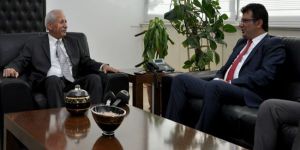 AKANSOY: BU AİLE İÇİ BİR DEĞİŞİM