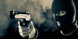 ALSANCAK’TA SİLAHLI SOYGUN