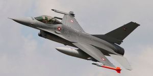 Danimarkaya ait F16 uçağı düştü