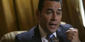 Komedyen Jimmy Morales  Devlet Başkanı oldu