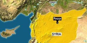 Fransız jetleri Rakka’yı bombaladı