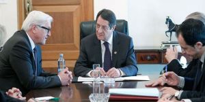 Steinmeier Anastasiades ile bir araya geldi