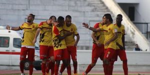 Son altı sezonun gerisinde