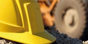 17 YAŞINDA İNŞAATTAN DÜŞTÜ!