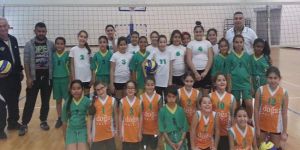 İlkokullar voleybola ısınıyor