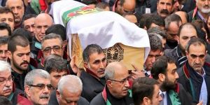 Em te ji bîr nakin!*