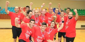 Hentbolda zafer YDÜ’nün