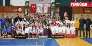 YDÜ’den çifte şampiyonluk