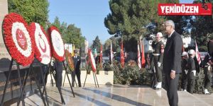 Lefkoşa Şehitler Anıtı önünde tören düzenlendi