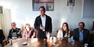 İşçilerden Fellahoğlu’na belediyeyi bataklıktan kurtarması için destek