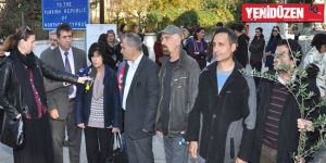 Kıbrıslı öğretmenlerden barış dilekleri