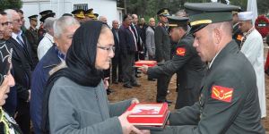 5 kayıp şehit askeri törenle toprağa verildi…