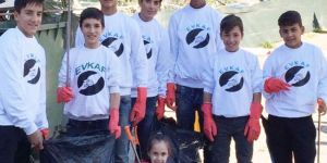 Evkaf gönüllüsü çocuklar örnek oldu