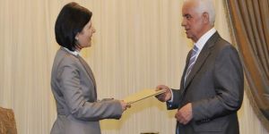 Eroğlu: “Başbakan ve ekibine güveniyorum”