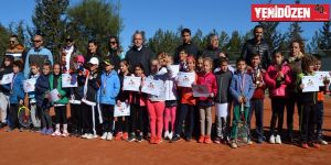 Teniste Yaş Turnuvası tamamlandı