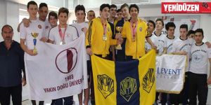 Yüzmede TMK ve YDK zirvede