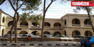 Girne Mahkemesinde birbirlerine girdiler!