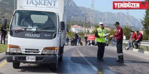  Yola akaryakıt aktı, zincirleme kaza oldu!