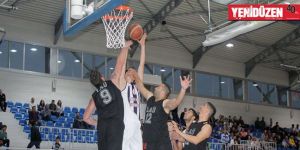 Kritik maçta kazanan YDÜ: 76-69
