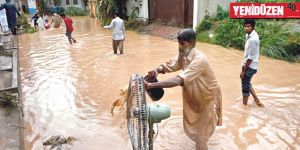 Şiddetli yağışlar  42 can aldı