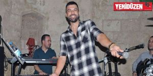 Eril Cambaz büyülüyor