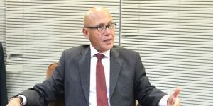 “Müzakerelerin muhatabı Türkiye değil, Kıbrıslıtürklerdir