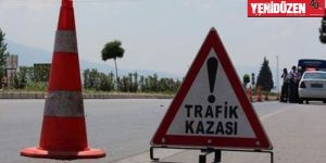 ÇAKIL YÜKLÜ KAMYON DEVRİLDİ