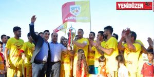 Şampiyon kupasını aldı