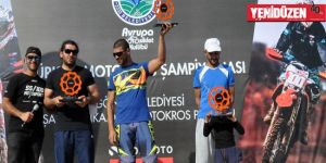 Özyay ve Adıgüzel yine kürsüde