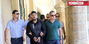 Polis kavgaya karışanları arıyor!