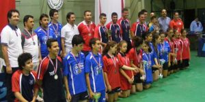 GAÜ ve YDÜ şampiyon