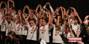 Çocuklardan muhteşem konser