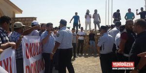 Hala Sultan İlahiyat Okulu önünde ARBEDE