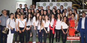 Yılın Başarılıları Ödüllerini Aldı