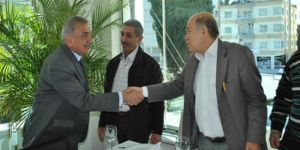 Arabacıoğlu, muhtarlarla bir araya geldi