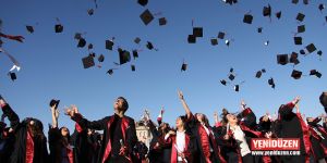 ÜNİVERSİTELER TEDİRGİN!